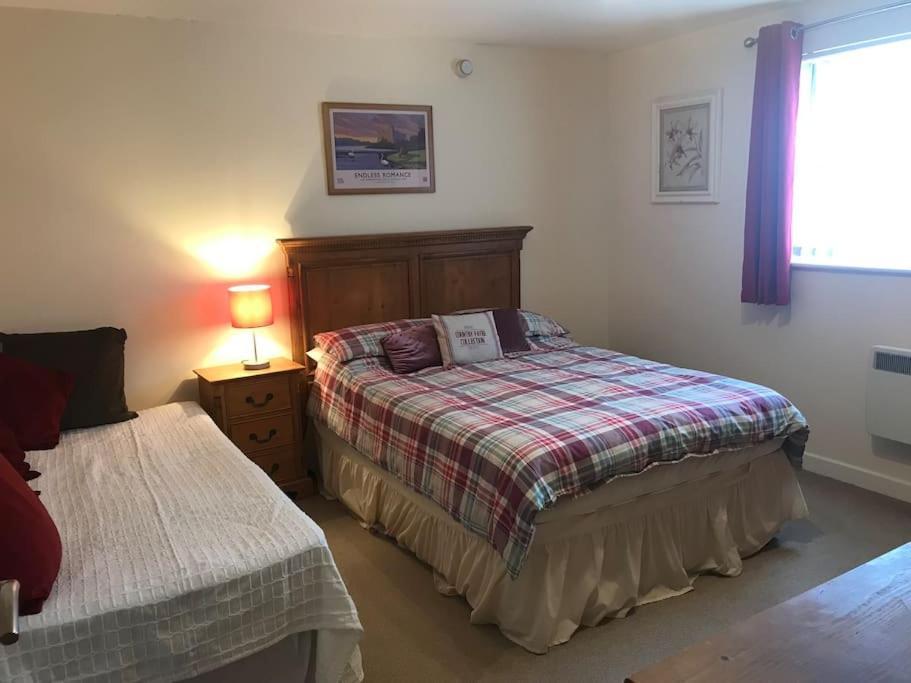 Great Offer 2 Bed Tenby Flat Free Parking ภายนอก รูปภาพ